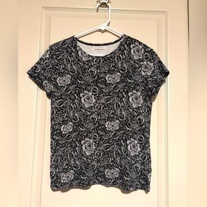 Croft & Barrow Black and White Floral Short Sleeve Top Size Small